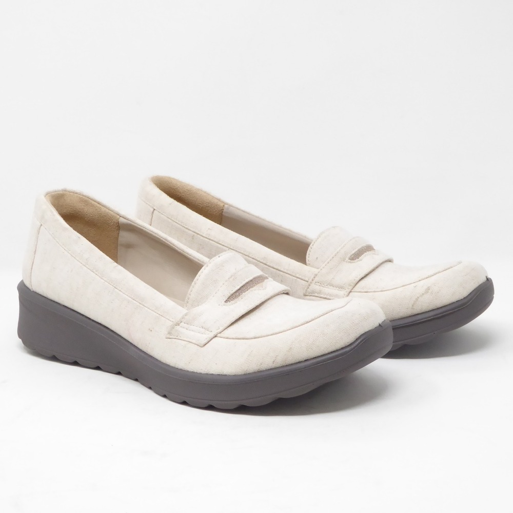 Bzees Off-White and Charcoal Loafers